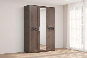 Шкаф 3-х створчатый с зеркалом Кэт-4 Венге Диал в Губкинском - gubkinskij.mebel-tymen.ru | фото